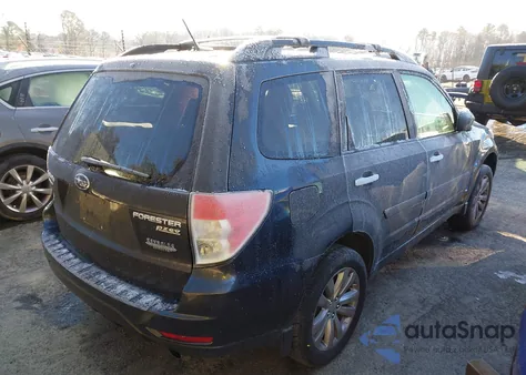 2013 Subaru Forester 2.5X Limited z USA, uszkodzony, nr VIN JF2SHAEC1DH405755